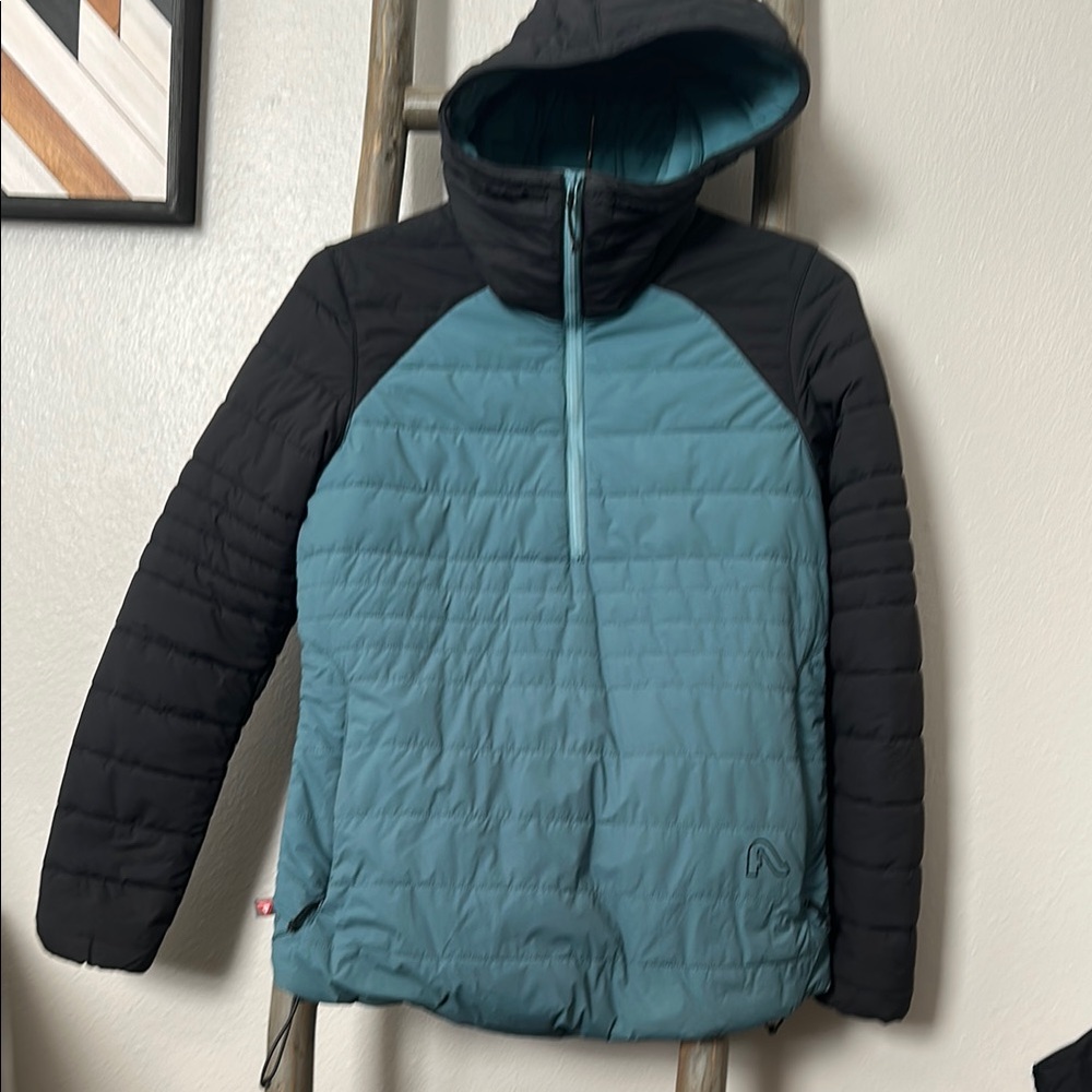 Flylow Insulated Hooded Jacket